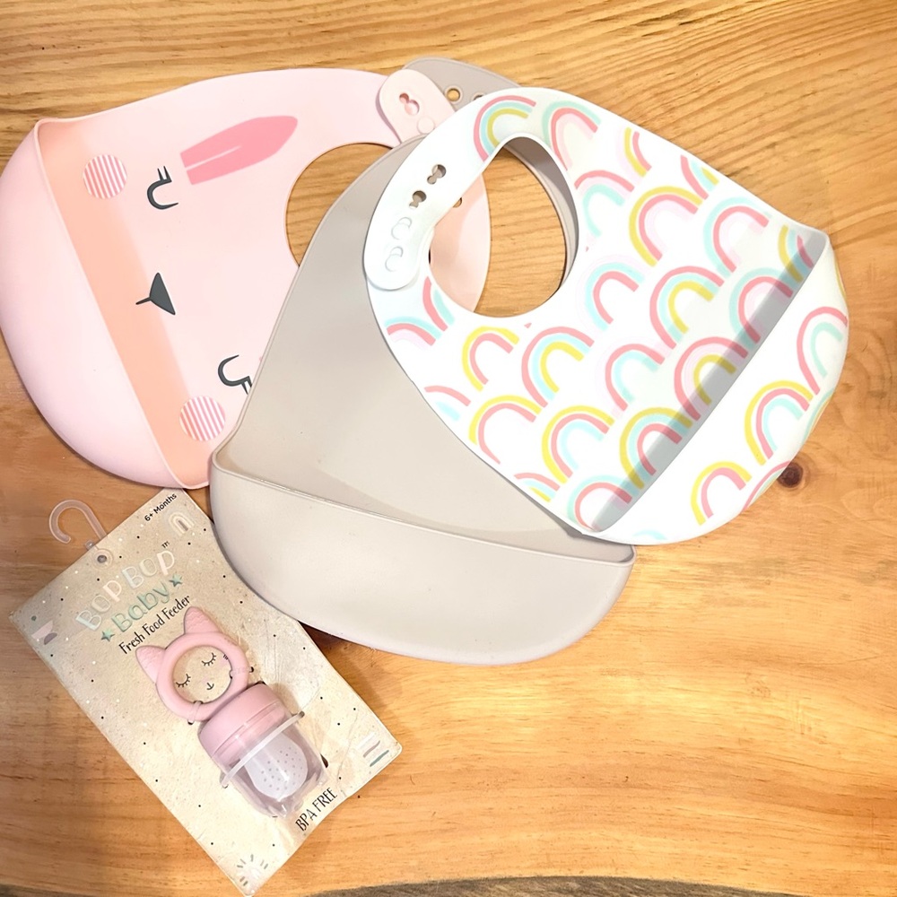 Brand New Silicone Bibs & Baby Fresh Food Feeder